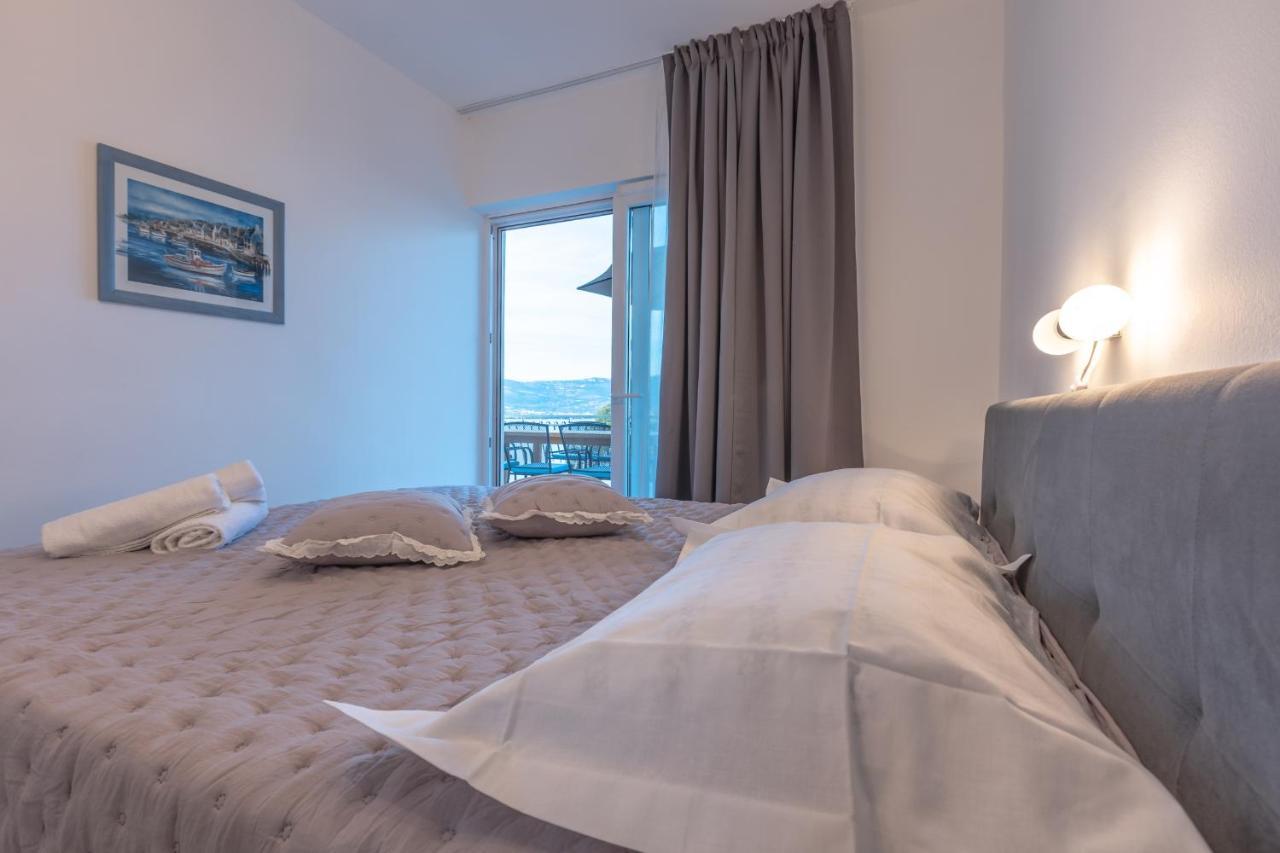 Apartment Ojdanić Trogir Buitenkant foto